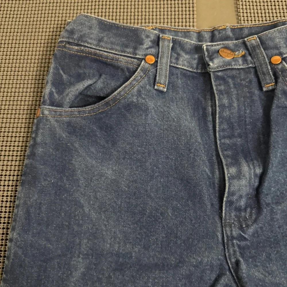 Wrangler men 27x36